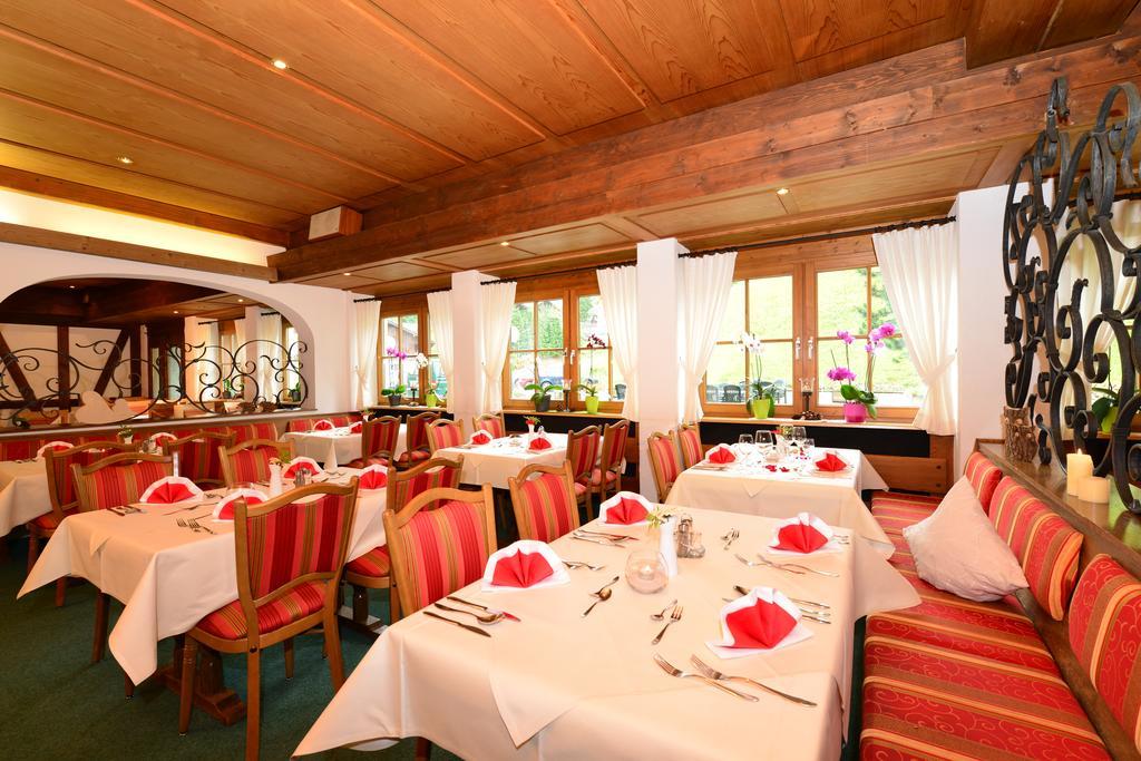Familienhotel Kleinwalsertal Riezlern Exteriér fotografie